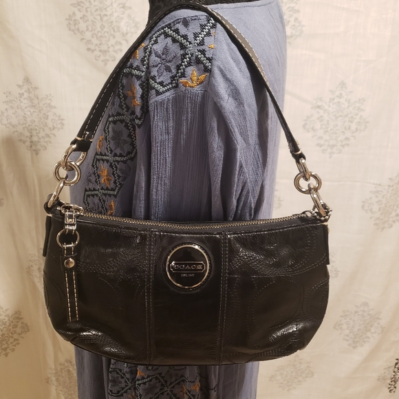 COACH SIGNATURE STRIPE PATENT LEATHER DEMI SWING Shoulder BAG Purse - Picture 2 of 8